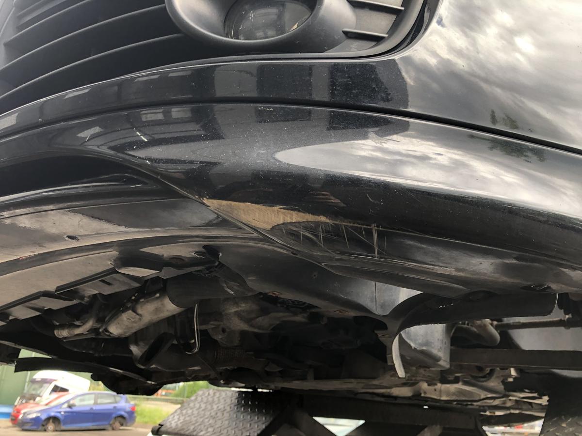 VW Golf V GT Sport Stoßstange Fänger vorn/Front C9Z Black magic Bj 2008