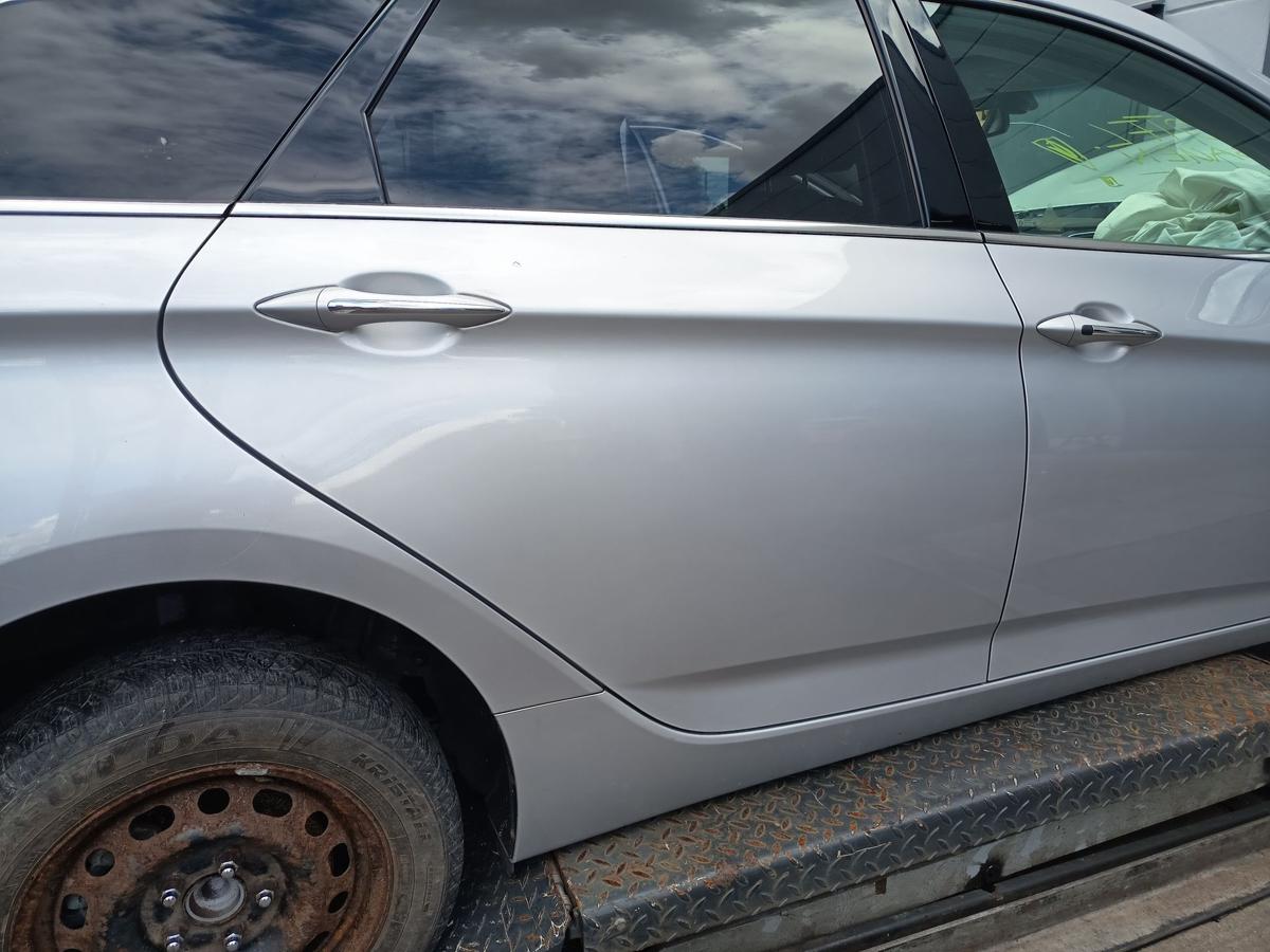 Hyundai I40 CW VF orig Tür hinten rechts Kombi Beifahrerseite Silber bis Bj 2015