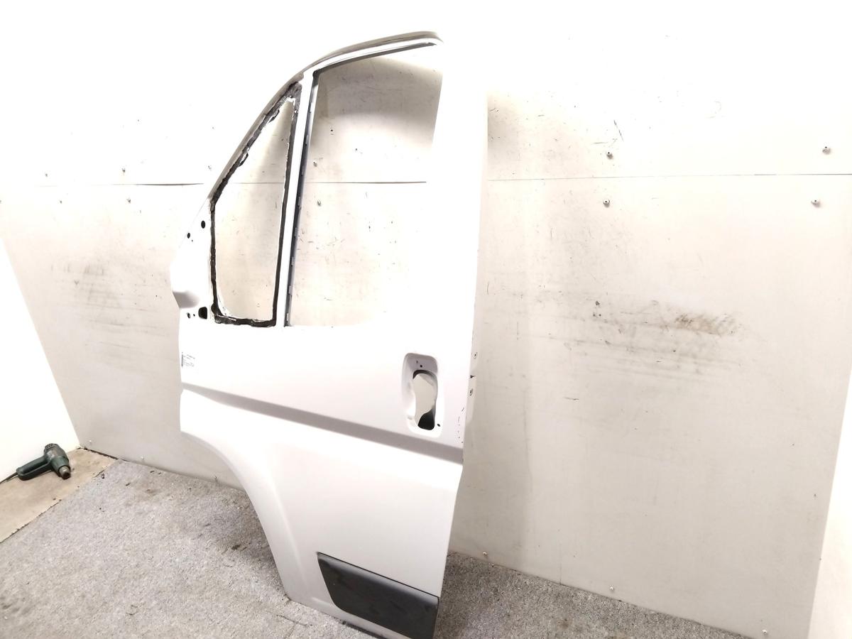 Peugeot Boxer 3 Typ 250 Facelift T&uuml;r vorn links Fahrert&uuml;r weiss Bj.2017
