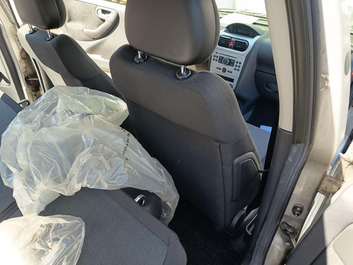 Opel Corsa C original Beifahrersitz vorn rechts Stoff anthrazit 5t&uuml;rig Bj 2005