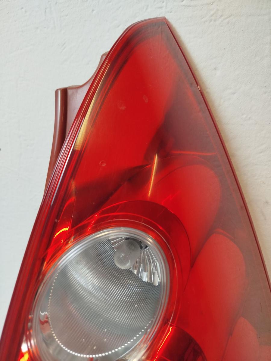 Mazda 5 CR R&uuml;ckleuchte rechts R&uuml;cklicht Heckleuchte bis 2008 Schlusslicht
