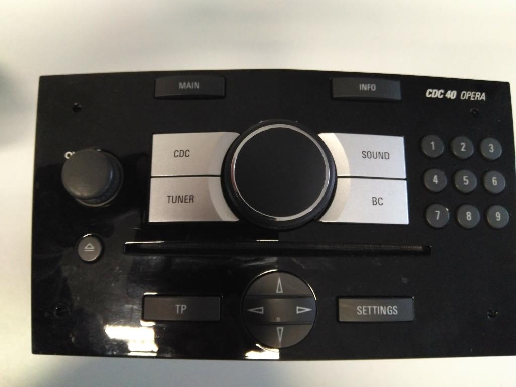 Opel Zafira B Bj.2006 original Radio CDC40 Opera 497316088