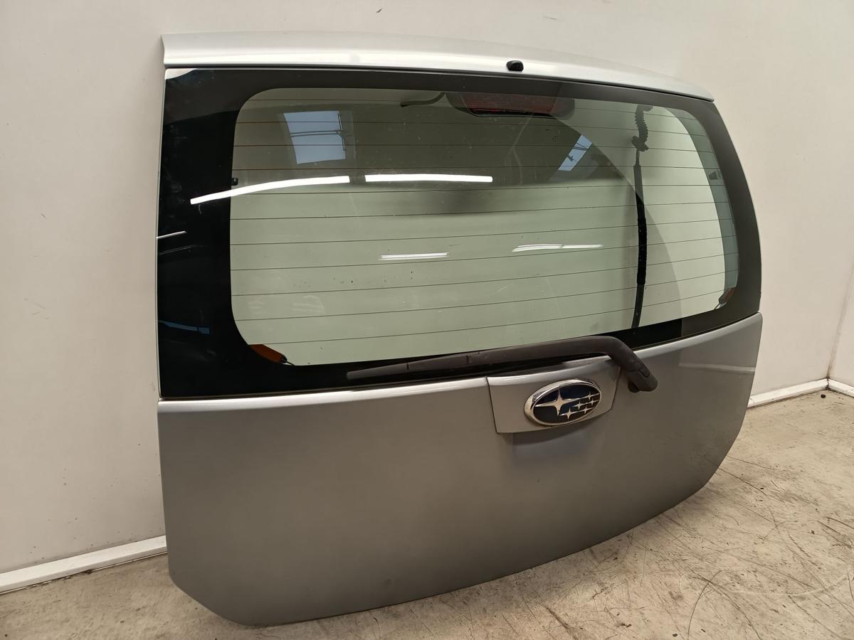 Subaru Justy M300 original Heckklappe mit Scheibe S28 Silber Baujahr 2010