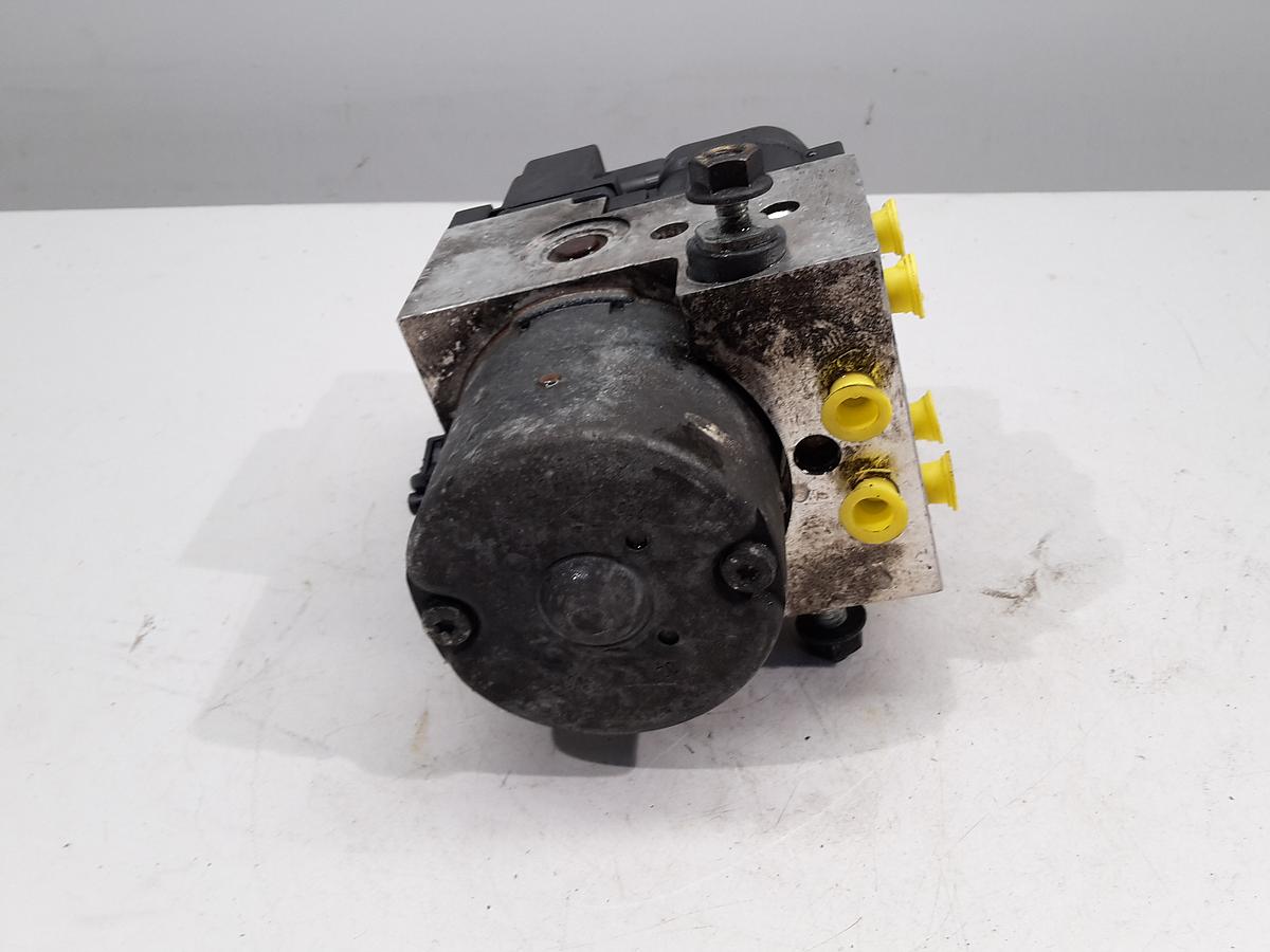 Volvo V40 Kombi orig ABS Hydroaggregat ABS Block Bj 2003