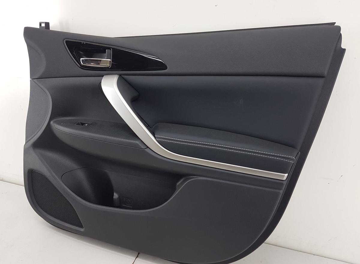 Mitsubishi Eclipse Cross T&uuml;rverkleidung vorn rechts in schwarz Bj2023