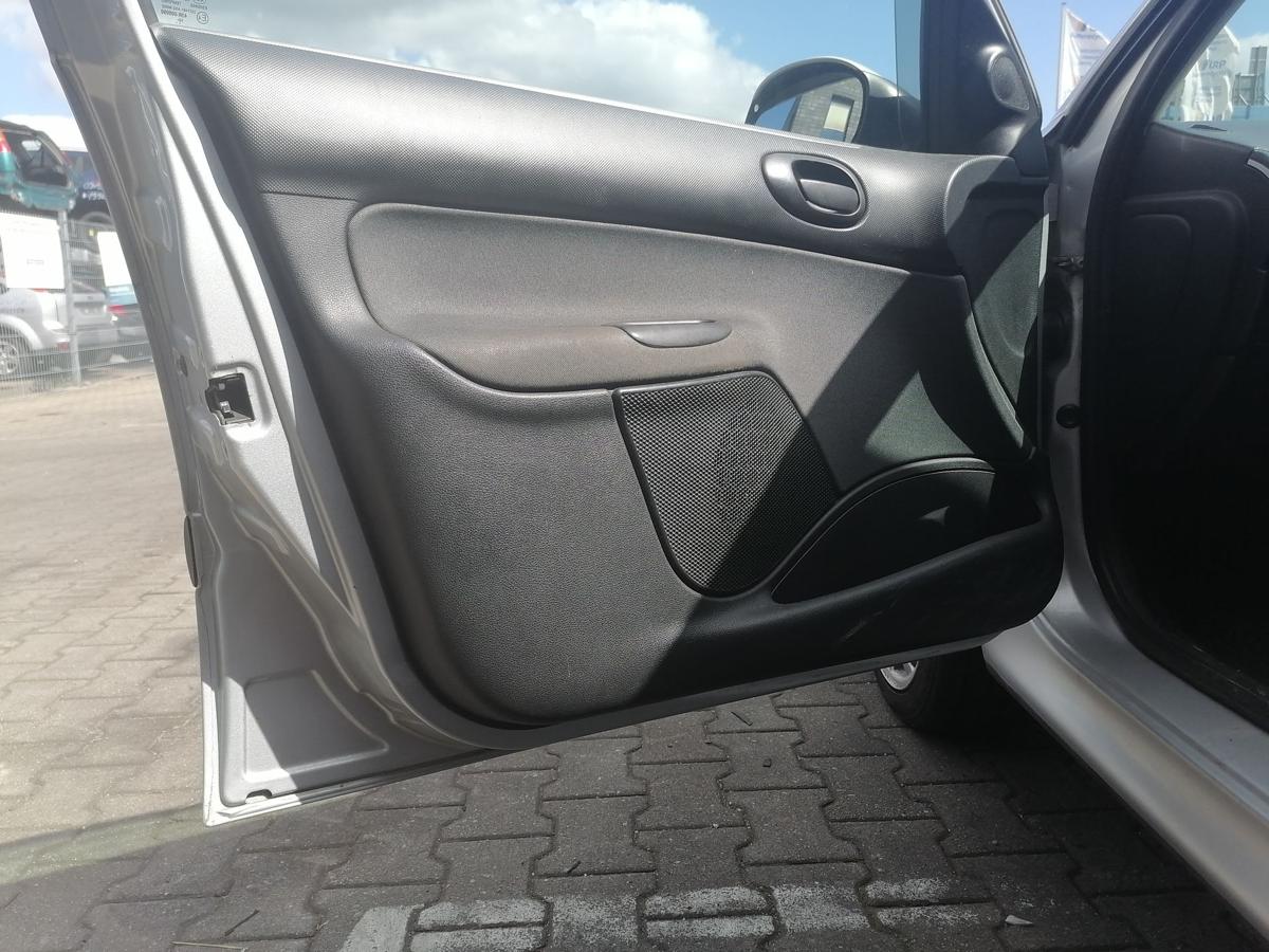 Peugeot206+ original T&uuml;r vorn links EZR Aluminiumgrau 5-T&uuml;rer Rohbau Bj.2011