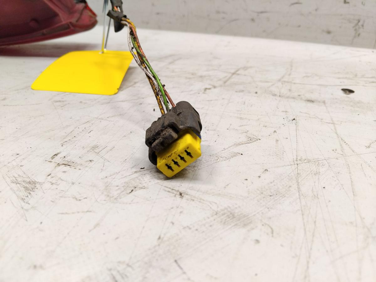 Citroen C5 Kombi original R&uuml;ckleuchte Schlussleuchte rechts oben BJ2004