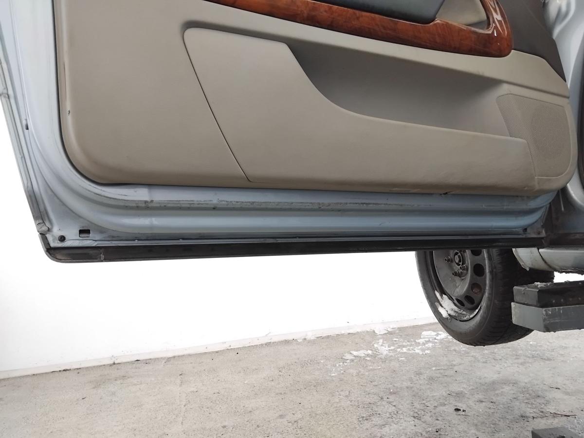 Audi A3 8P T&uuml;r vorn links Fahrert&uuml;r 3-T&uuml;rer LY5J Liquidblaumetallic BJ2007