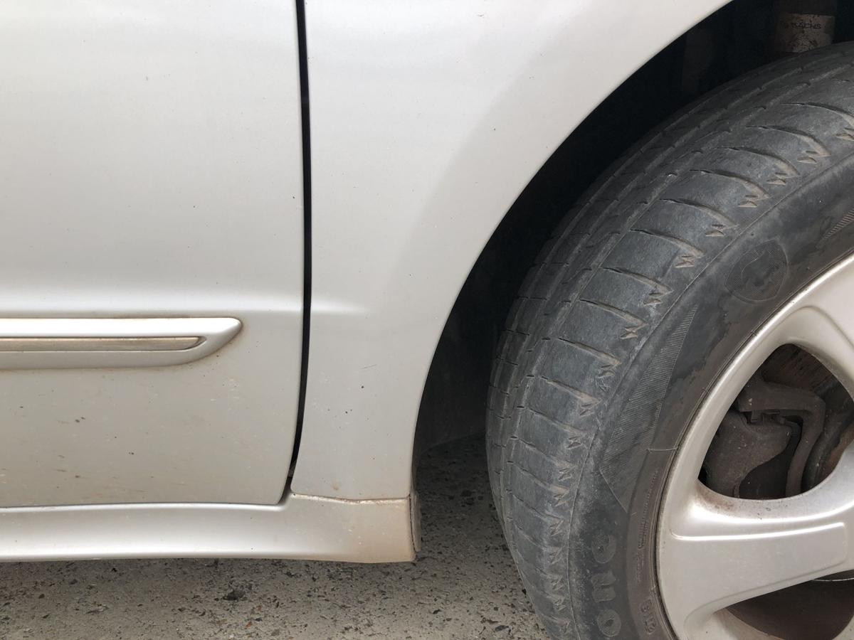 Mercedes A-Klasse W169 Kotfl&uuml;gel vorn rechts Beifahrer Seitenwand 761 silber