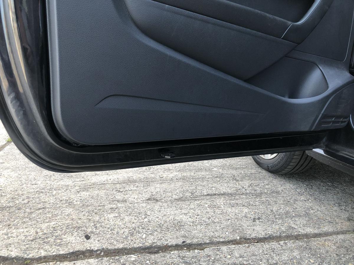 VW Polo 6R Tür vorn links Fahrertür nur für 3 türer LC9X Deep Black Perl