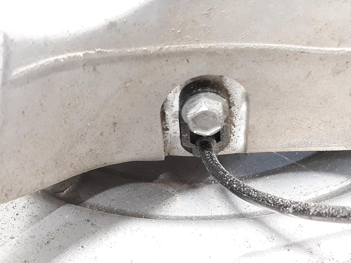 Tesla Model Y Achsschenkel Radlagergehäuse Vorderachse links 1188311-00-D