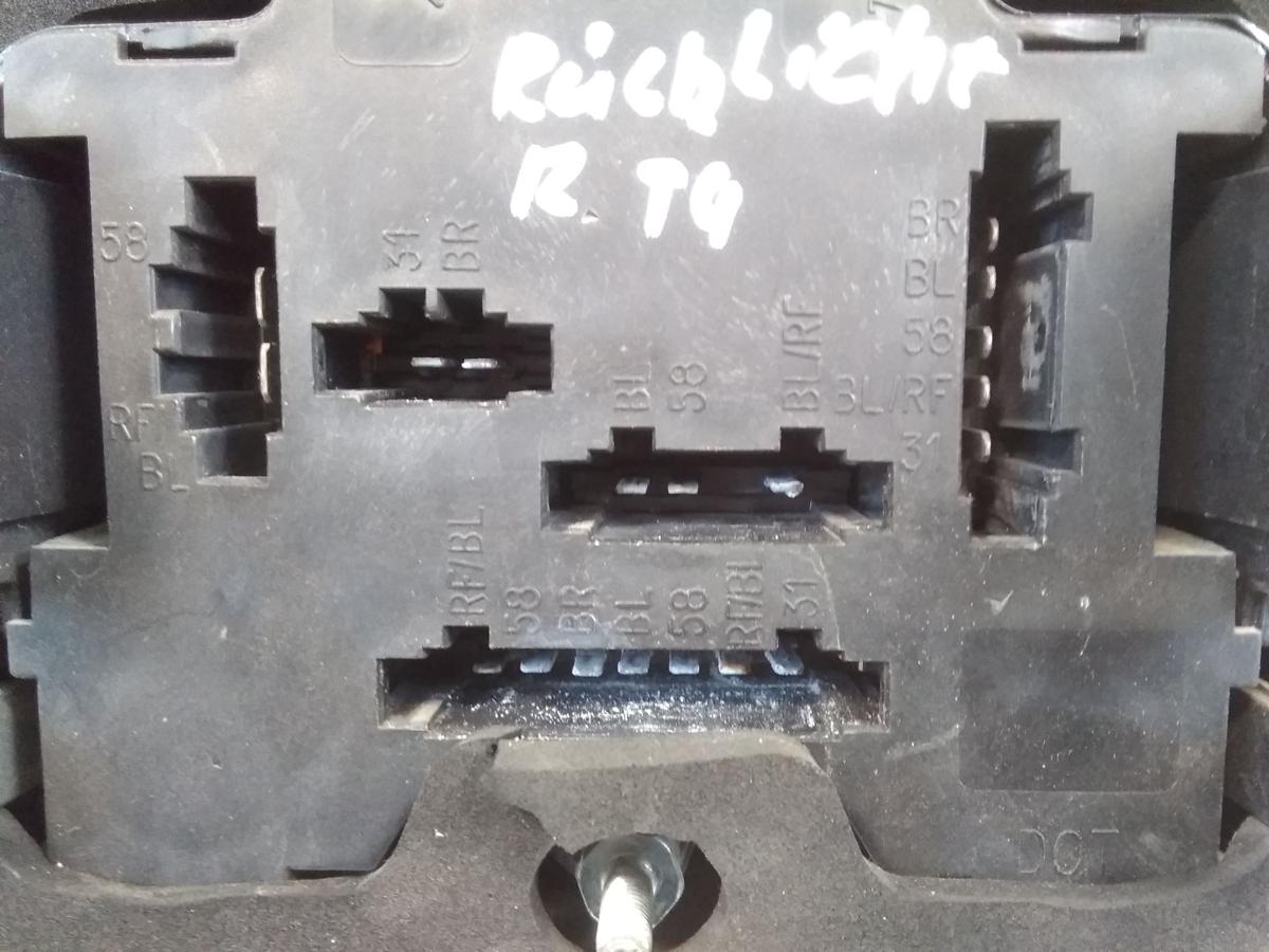 VW T4 Caravelle orig R&uuml;ckleuchte Heckleuchte Schlussleuchte rechts HELLA BJ1995