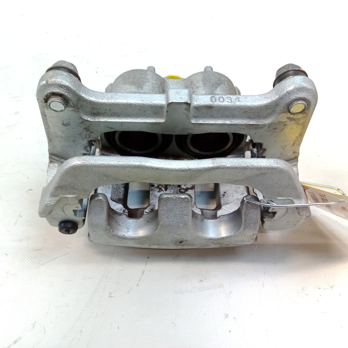 Mitsubishi Eclipse Cross original Bremssattel links vorn 2.4 72kw 4B12