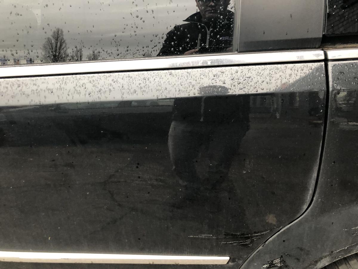 Chrysler Grand Voyager RT Schiebetür hinten links im Rohbau QXR schwarz