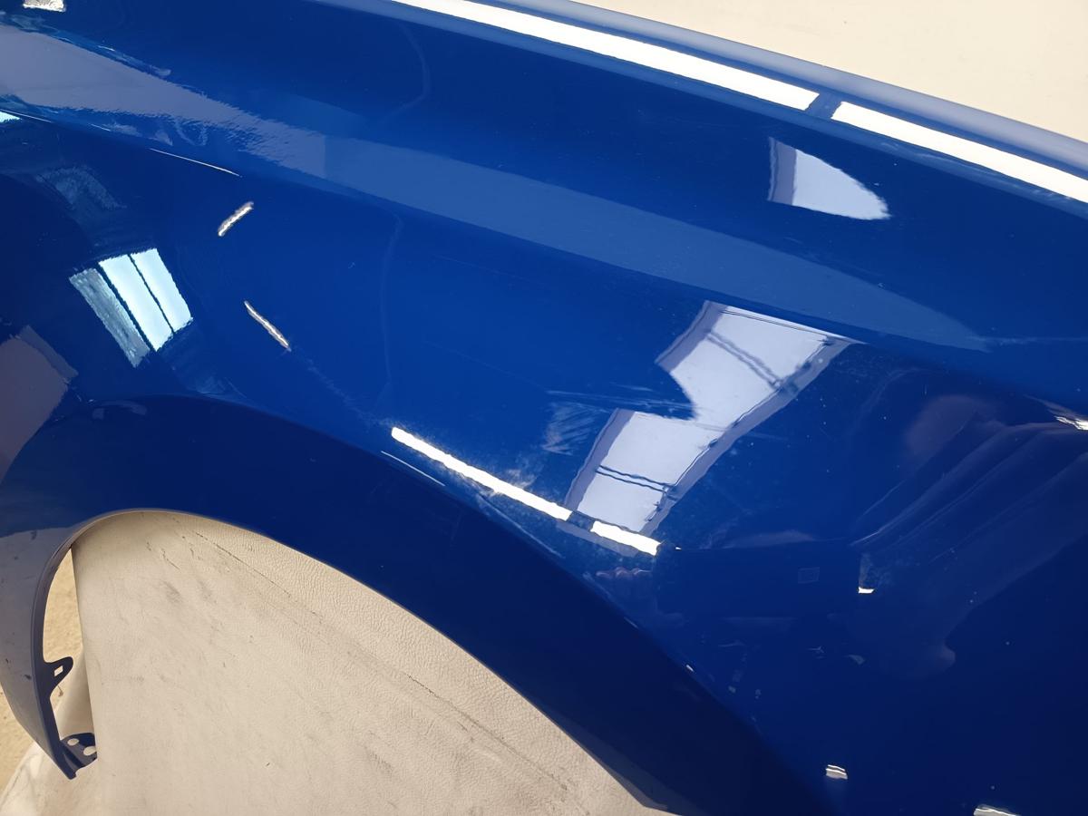 VW Polo 6R Kotflügel rechts Beifahrerseite LD5E Blau Bj 2011 VW Polo 6R Kotflügel rechts Beifahrerseite LD5E Blau Bj 2011
