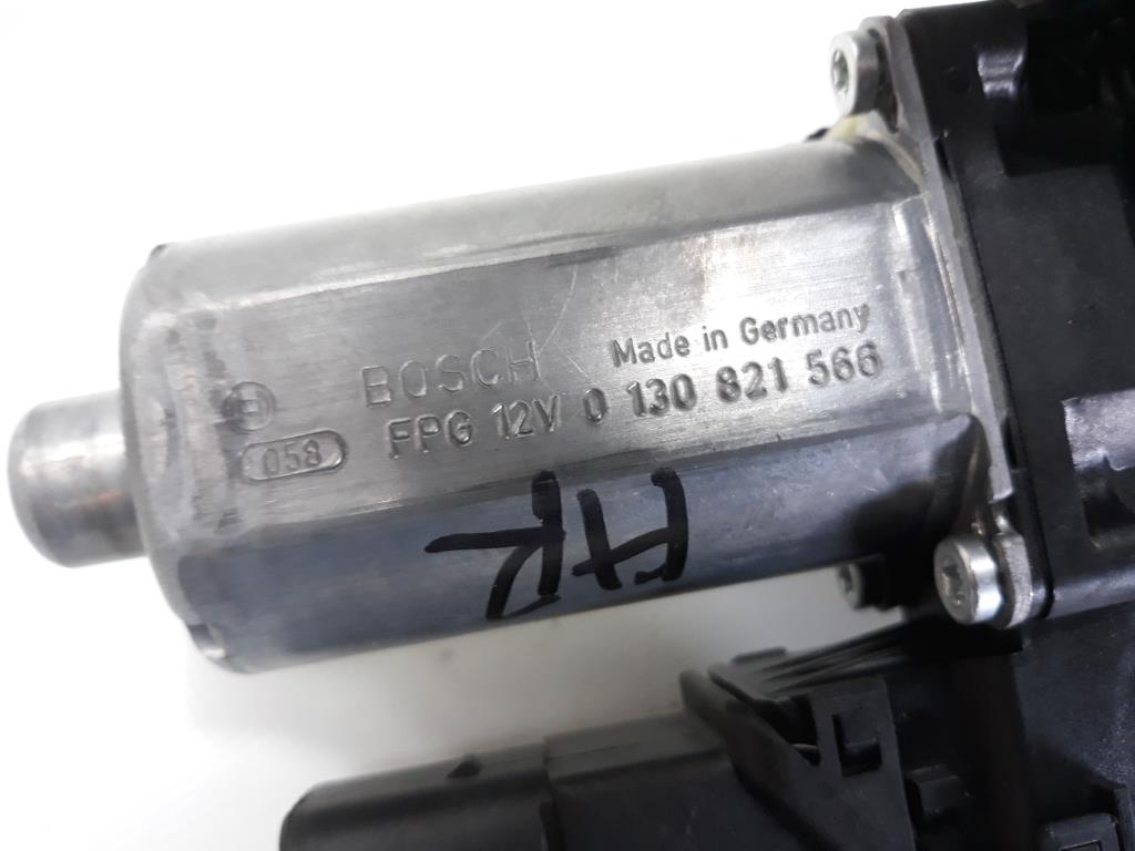 VW Touran 1T3 5K0959704A Fensterhebermotor Tür rechts hinten LB9A BJ2010