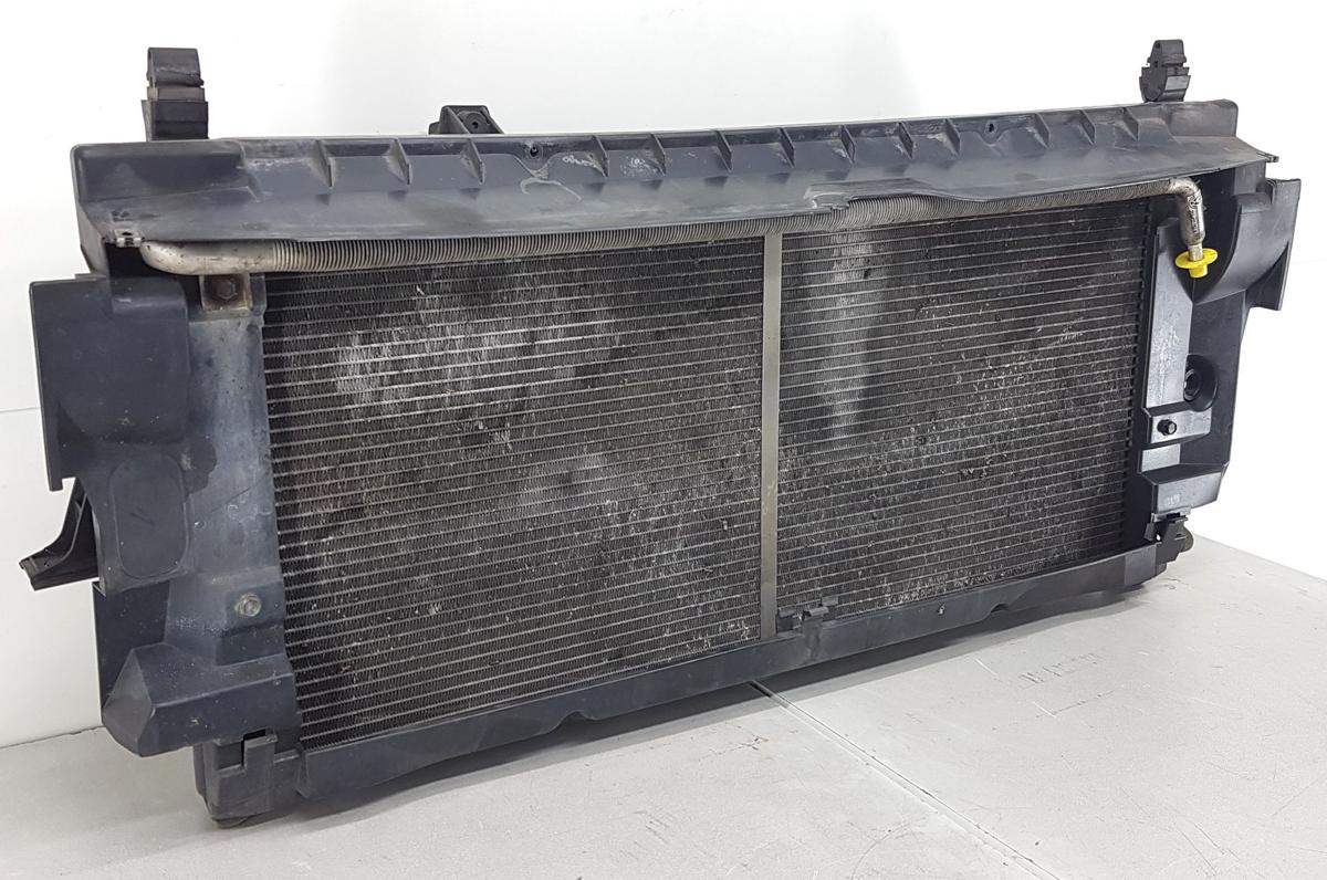 VW T4 K&uuml;hlerpaket mit Elektrol&uuml;fter 701121207B Bj1995 kurzer Vorbau