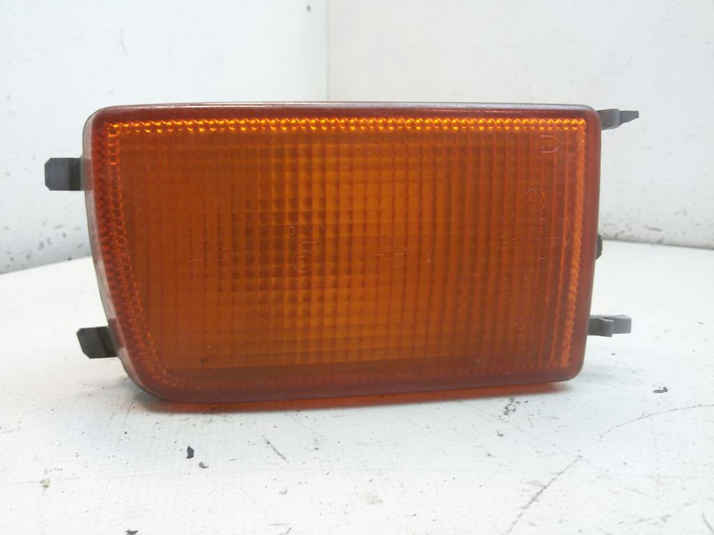 VW Golf 3 1H Blinker Blinkleuchte vorn rechts 1H0953156 ULO BJ1991