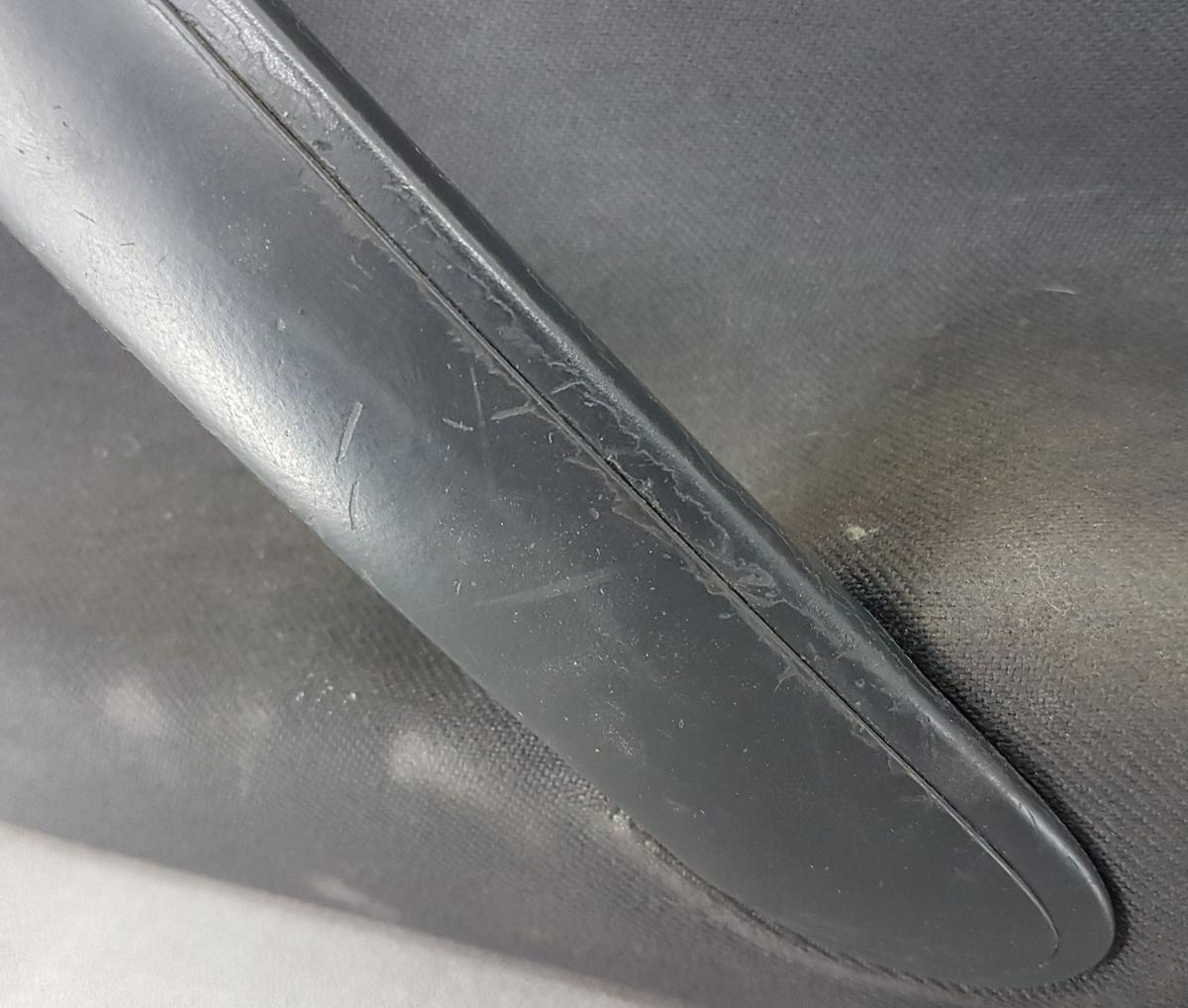 VW Lupo T&uuml;rverkleidung rechts in schwarz Bj2002 T&uuml;rgriff links 6H3867012M