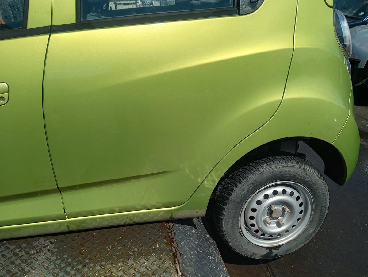 Chevrolet Spark M300 orig Tür hinten links Fahrerseite Grün Bj 2010