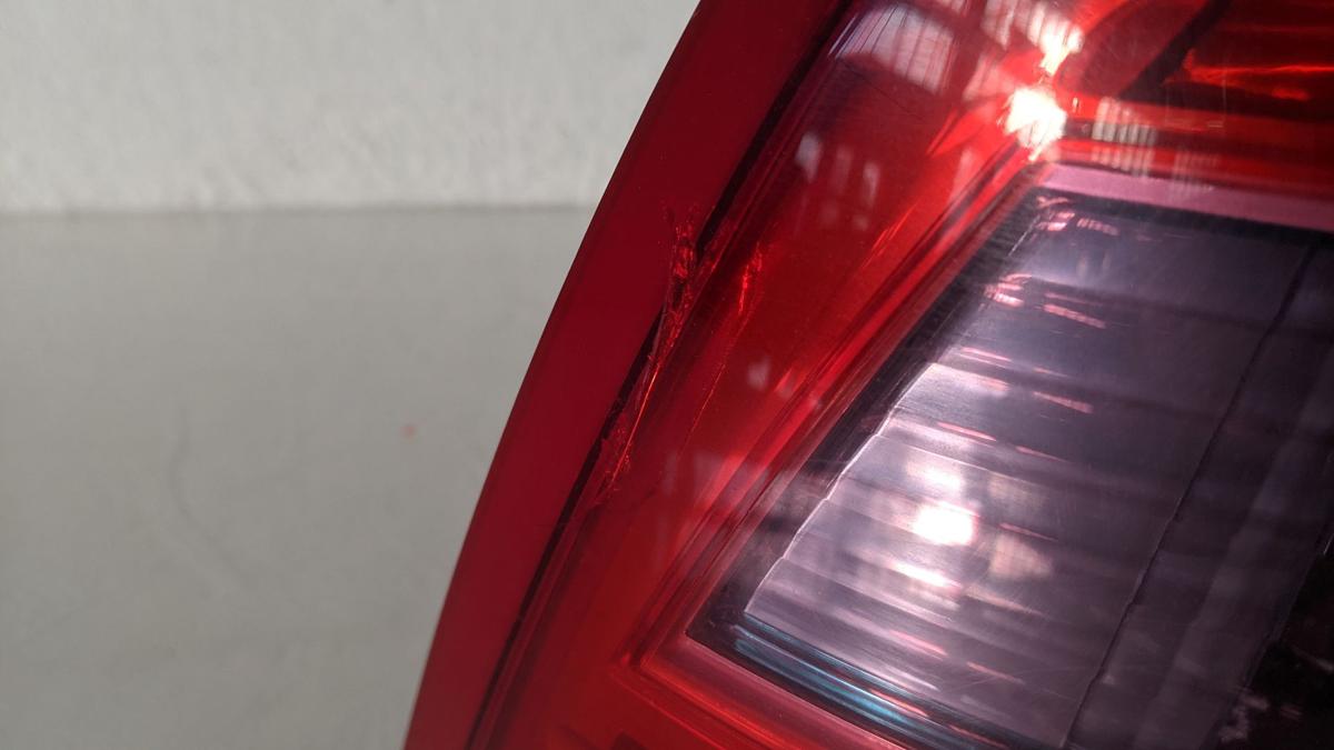 Rückleuchte Schlußleuchte Rücklichte Lampe hinten aussen links Citroen C5 Limo