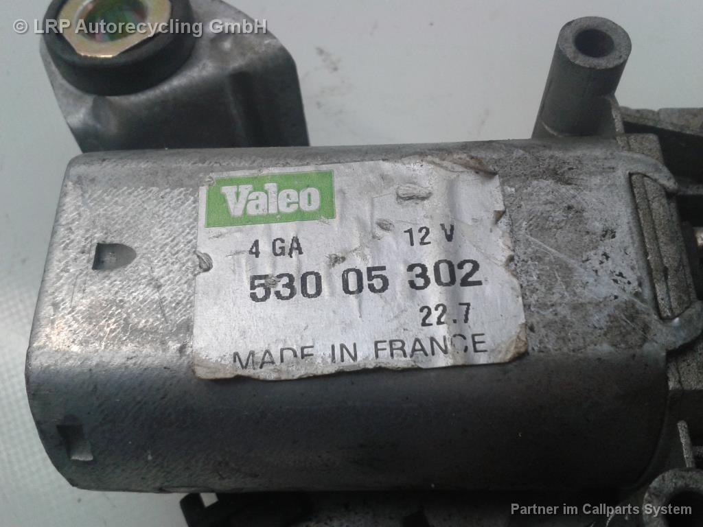 Peugeot 306 Heckwischermotor 53005302 VALEO BJ1998