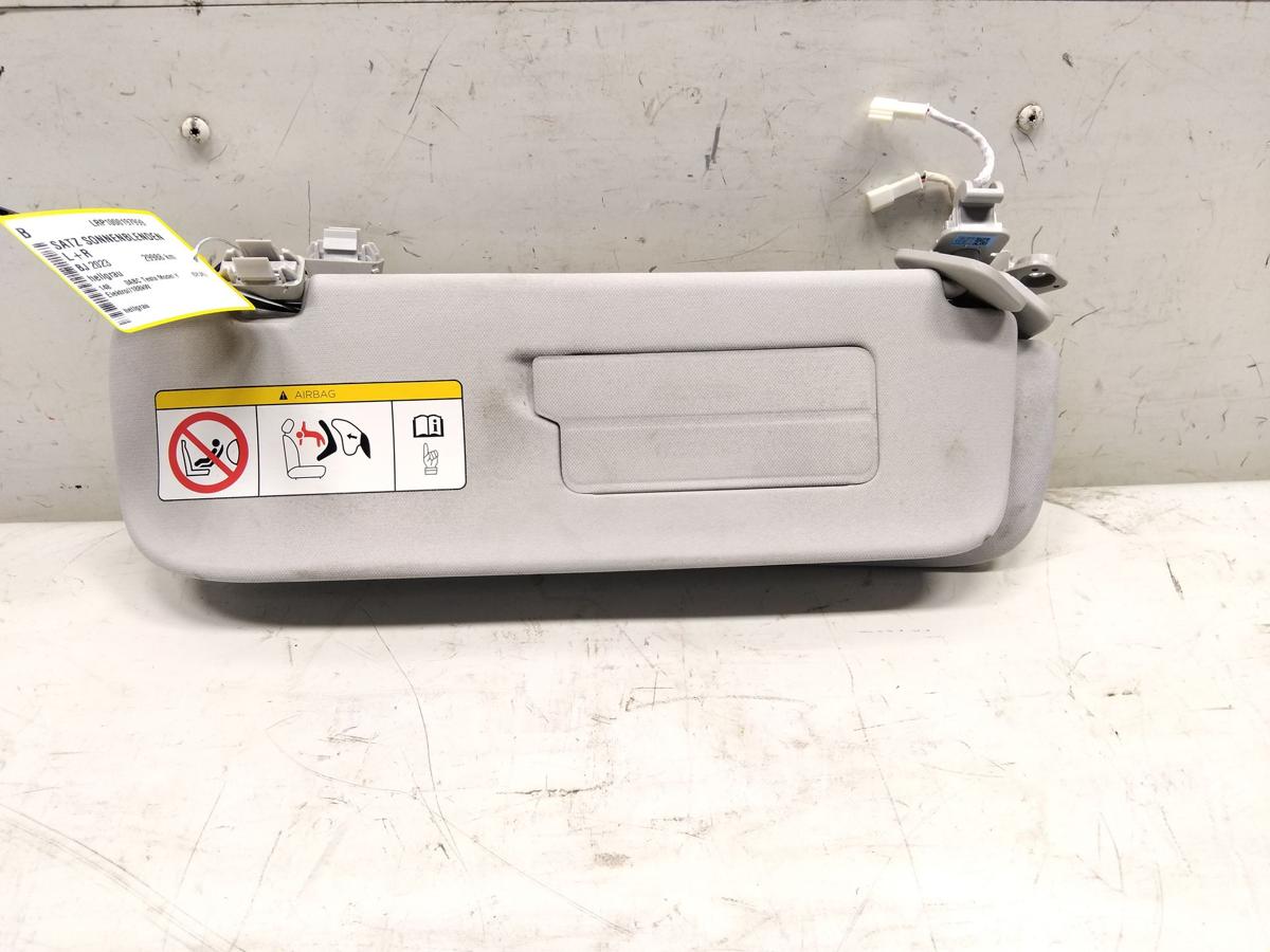 Tesla Model Y original Satz Sonnenblenden links und rechts hellgrau BJ2023