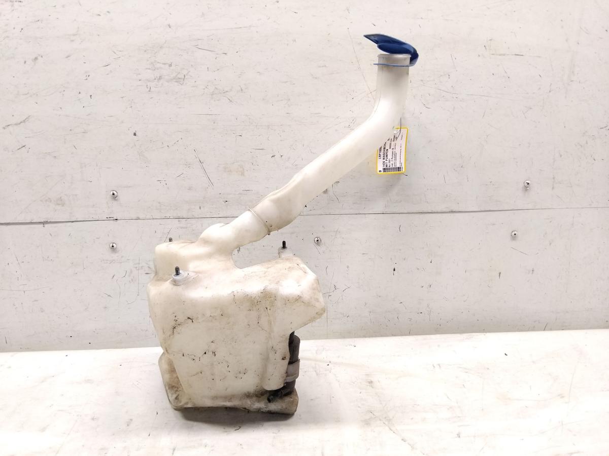 VW Polo 9N1 orig Waschwasserbeh&auml;lter f&uuml;r Scheinwerferreinigung mit Pumpen BJ2001