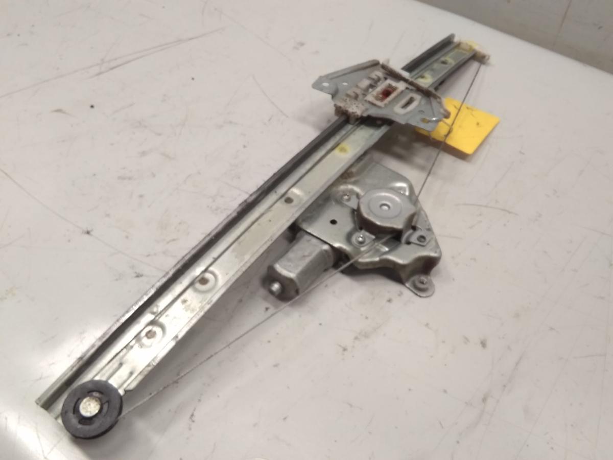 Suzuki Grand Vitara 2 JT original Fensterheber vorn links elektrisch Bj.2007 Suzuki Grand Vitara 2 JT original Fensterheber vorn links elektrisch Bj.2007