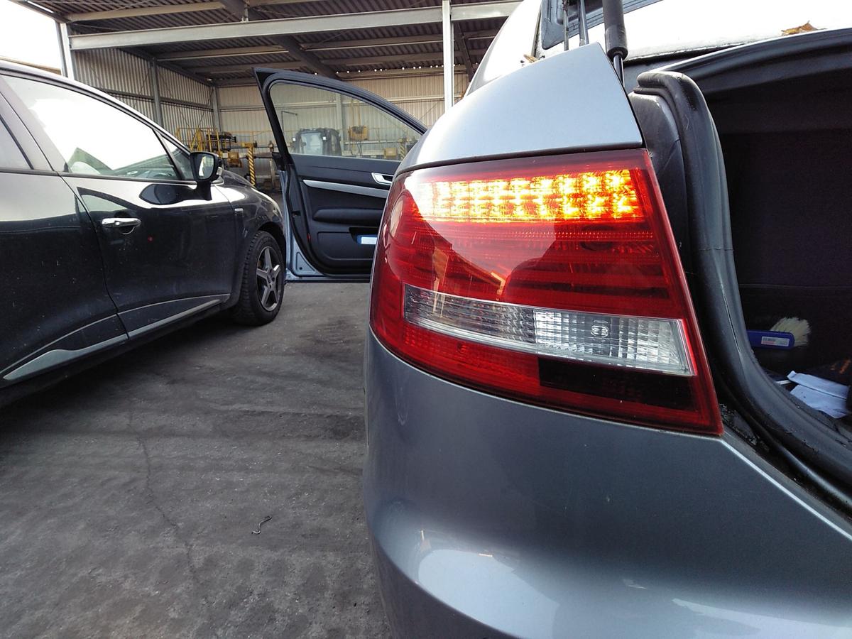 Audi A6 4F Limousine original R&uuml;ckleuchte Heckleuchte links LED BJ2006