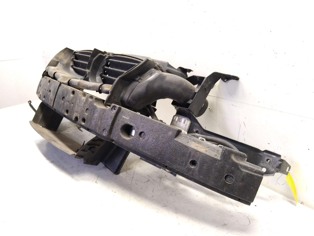 BMW 5er E60 E61 orig Alutr&auml;ger Verst&auml;rkung Sto&szlig;f&auml;nger vorn mit L&uuml;fterjalousie