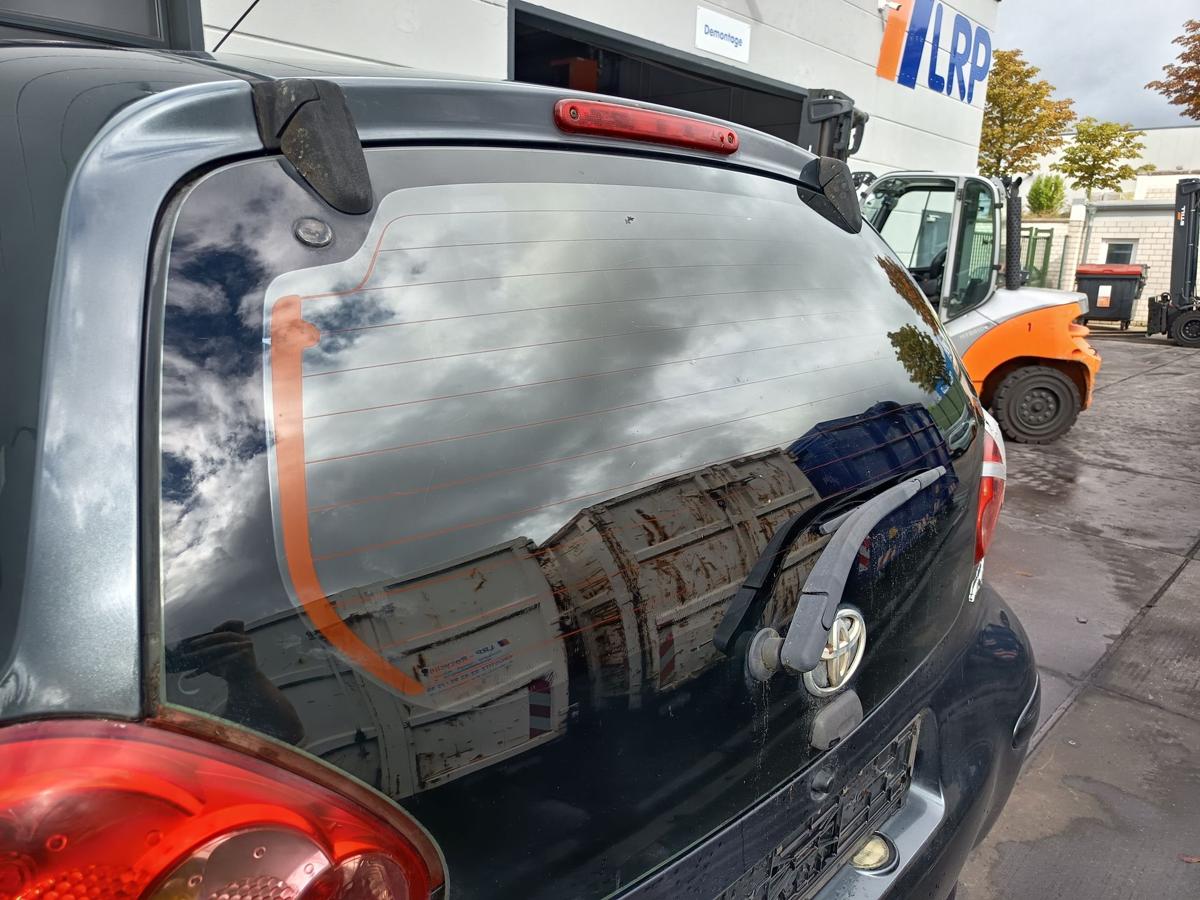 Toyota Aygo I original Heckklappe Heckscheibe Deckel hinten Bj 2005