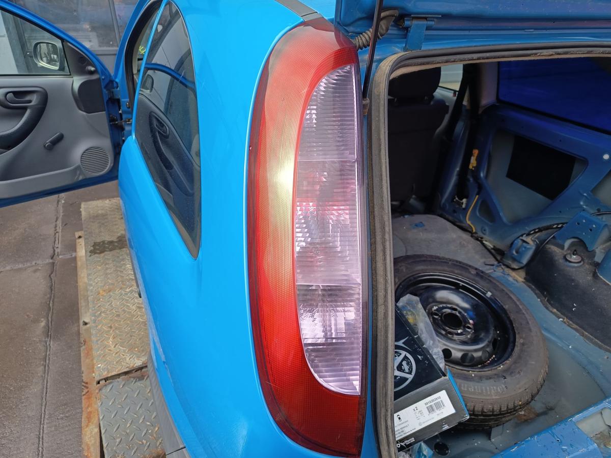 Opel Corsa C original R&uuml;ckleuchte links Heck Schluss Licht Bj 2001