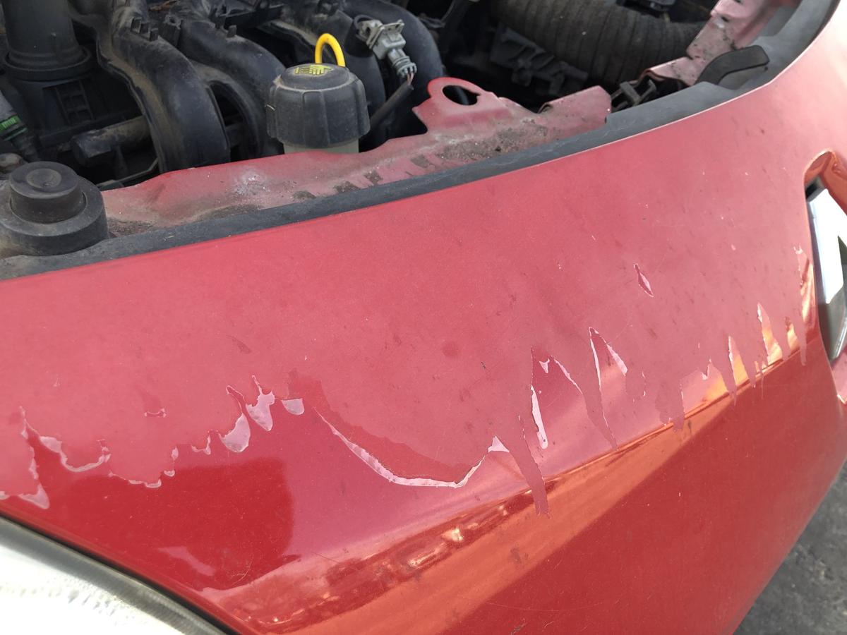 Renault Twingo 2 II Sto&szlig;f&auml;nger vorn Frontsch&uuml;rze Frontsto&szlig;stange OV727 rot