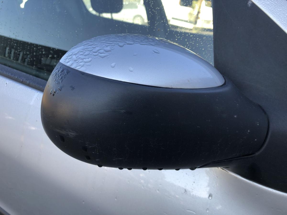 Peugeot 206+ Au&szlig;enspiegel rechts Seitenspiegel R&uuml;ckspiegel manuell EZR grau