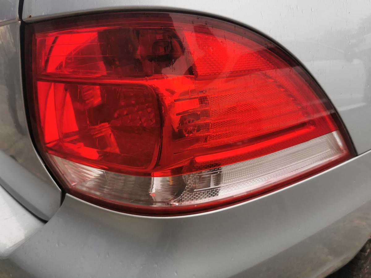 VW Golf V 1K Variant Rückleuchte Schlussleuchte Rücklicht hinten rechts Kombi