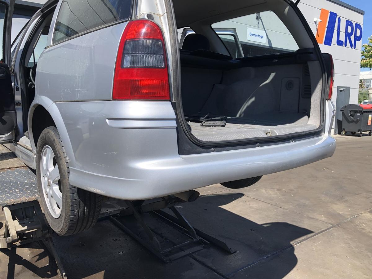 Opel Vectra B Caravan orig Stoßstange Fänger hinten/Heck L147 Starsilber Bj 2001