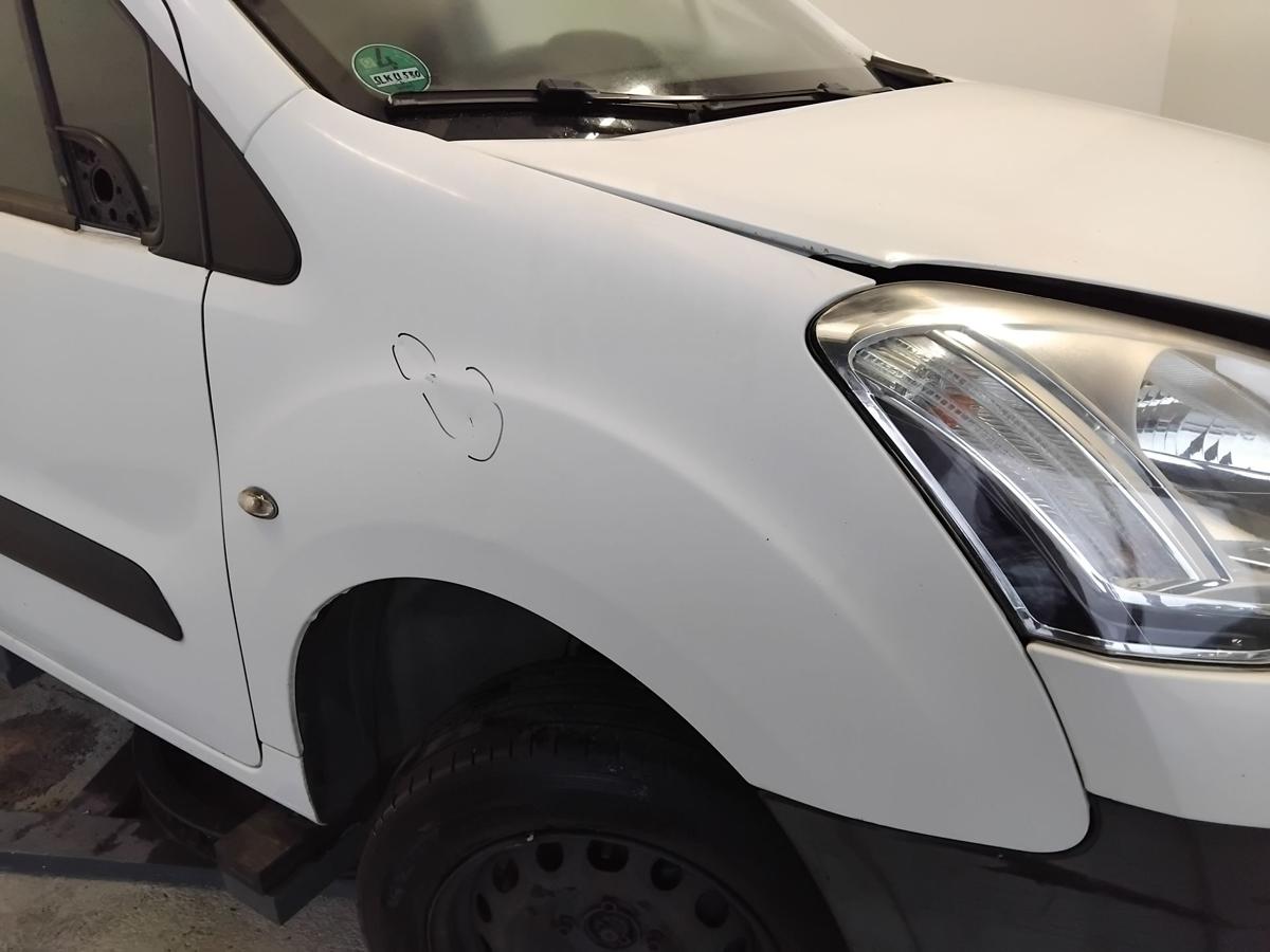 Citroen Berlingo 2 B9 original Kotflügel vorn rechts BJ2015 Dellen
