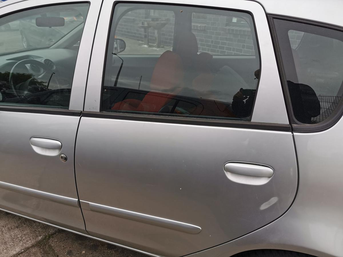 Mitsubishi Colt Z30 Tür Autotür Rohbautür Fondtür hinten links A50 Pure Silver