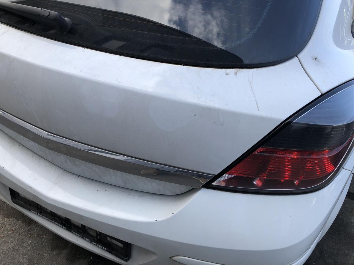Opel Astra H GTC Heckklappe mit Heckscheibe Heckdeckel Kofferklappe 10U weiss
