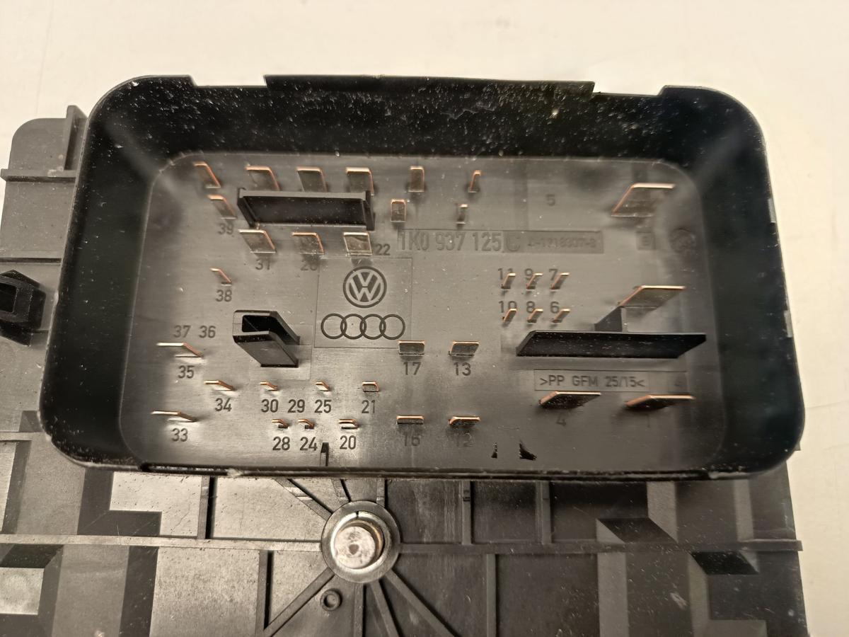 VW Golf Plus original Steuerger&auml;t Zentralelektrik 1K0937125C Bj 2009