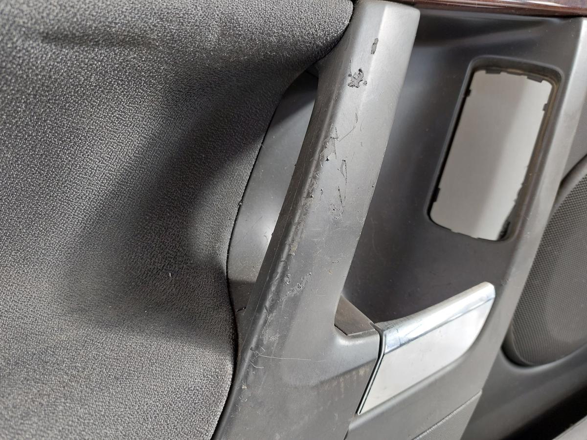 Opel Vectra C T&uuml;rverkleidung T&uuml;rpappe vorn links Zierleiste Holz