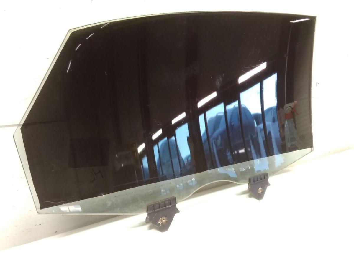 Audi A8 D3 4E Langversion T&uuml;rscheibe hinten links VSG dunkel foliert Bj.2004