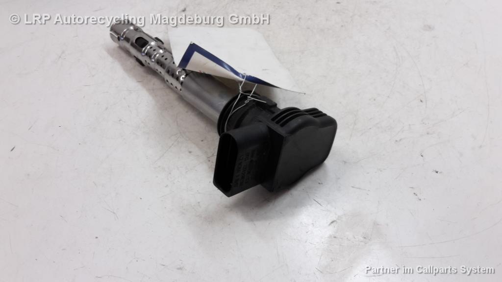 VW Passat 3C Zündspule mit Kerzenstecker 06F905115F ERA