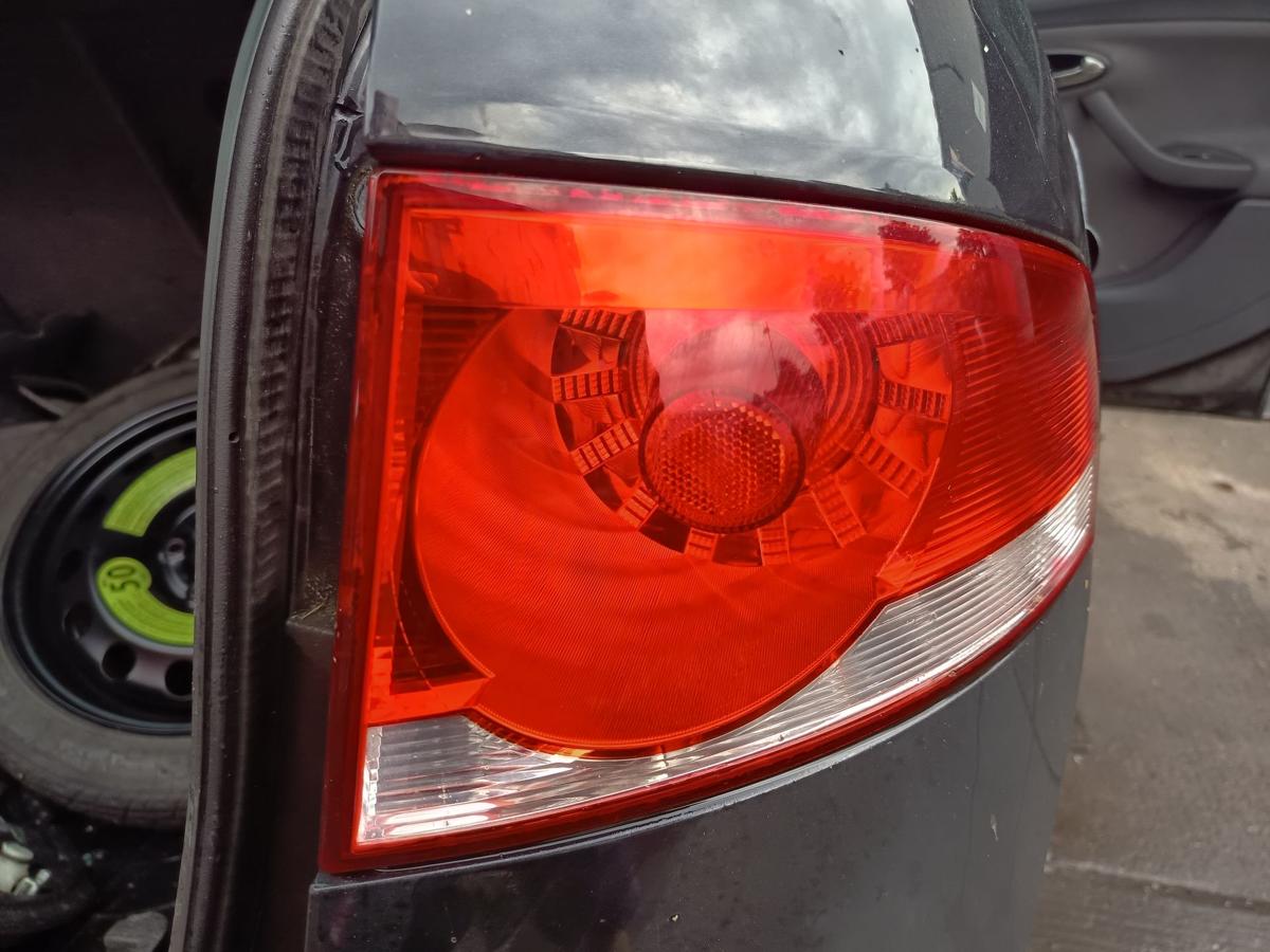 Seat Altea XL original R&uuml;ckleuchte rechts aussen Heckschlusslicht Bj 2009