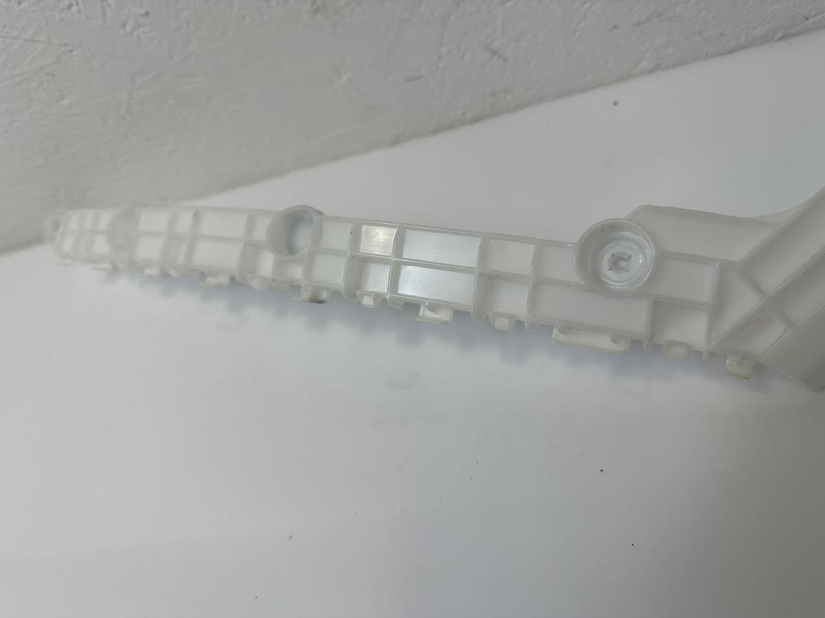Mitsubishi Eclipse Cross GK0 ab21 Halter Einschub Stoßfänger hinten rechts OEM