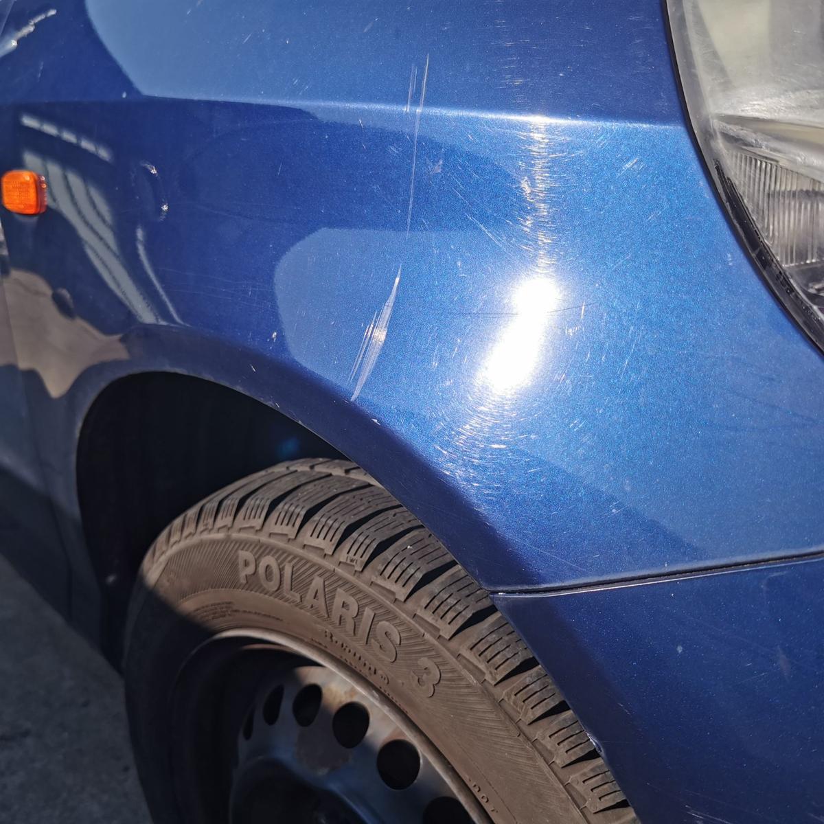 Honda Jazz GD Kotflügel Fender Seitenwand vorn rechts B96P Eternal Blue Pearl