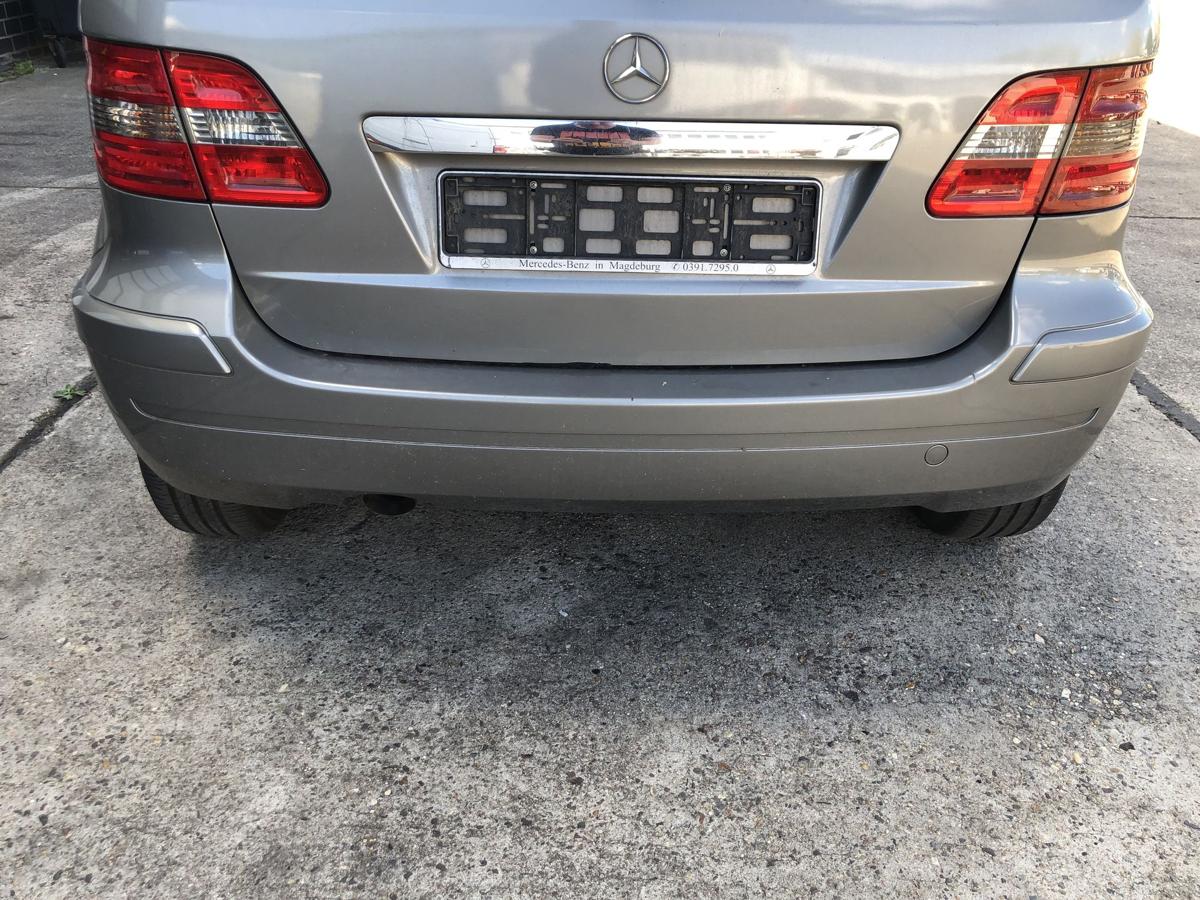 Mercedes B Klasse W245 Sto&szlig;f&auml;nger hinten Hecksch&uuml;rze Hecksto&szlig;stange 748 grau