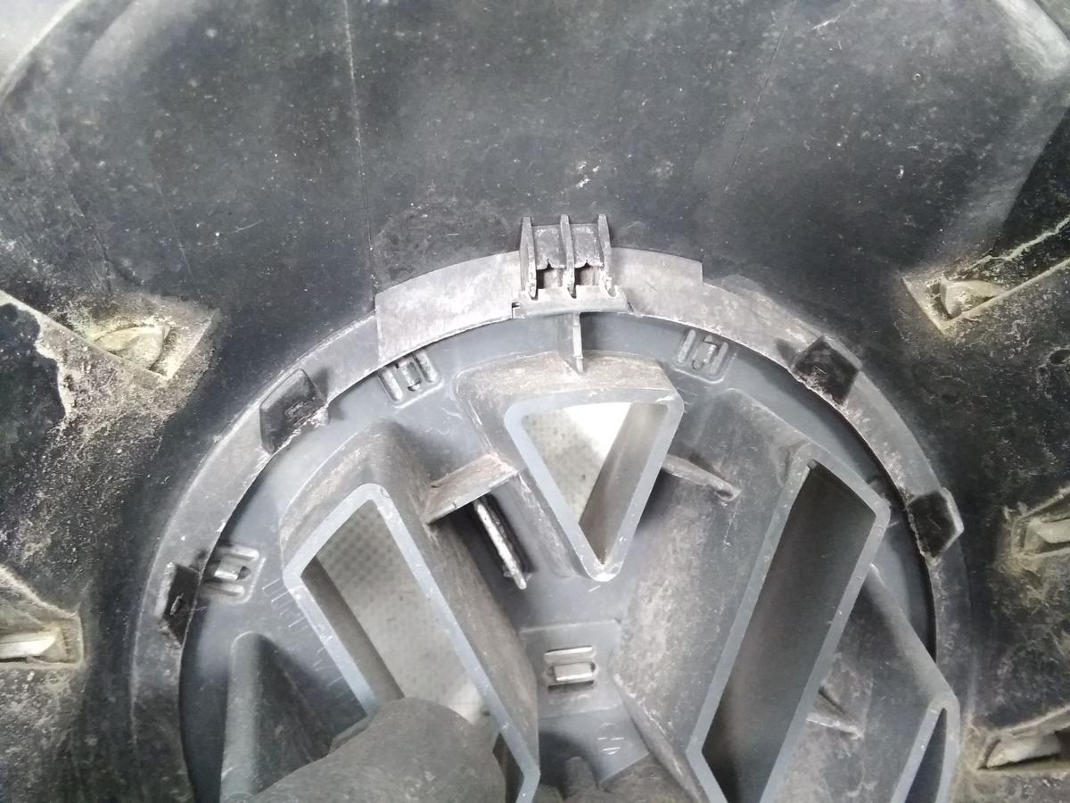 VW Passat 3BG Variant Grill Kühlergrill 3B0853651L Chrom schwarz BJ2002
