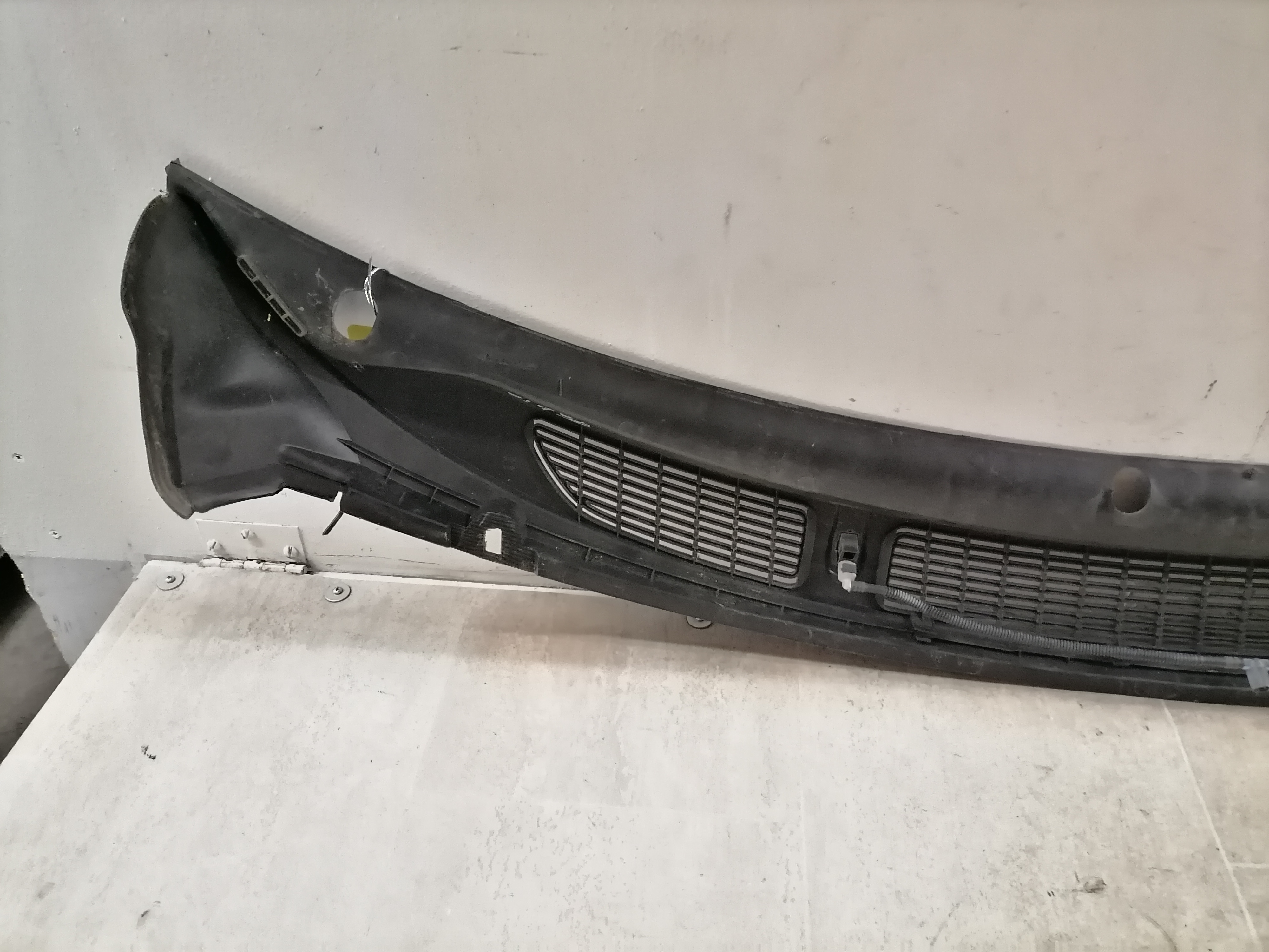 Skoda Fabia 2 II 5J 07-10 Abdeckung Wasserkasten Windlauf 5J1819415D